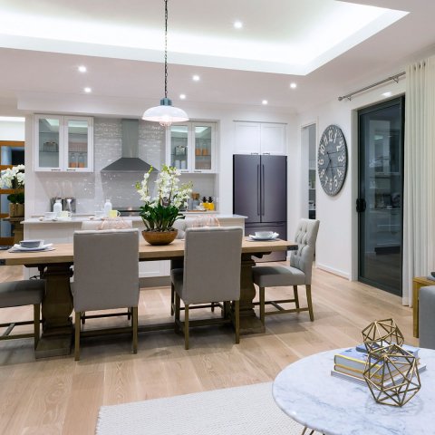 Светодиодная лента Apeyron 5W/m 60LED/m 2835SMD холодный белый 5M 00-351