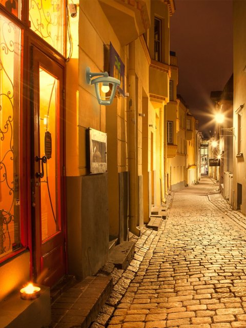 Уличный настенный светильник Apeyron Дели 11-154