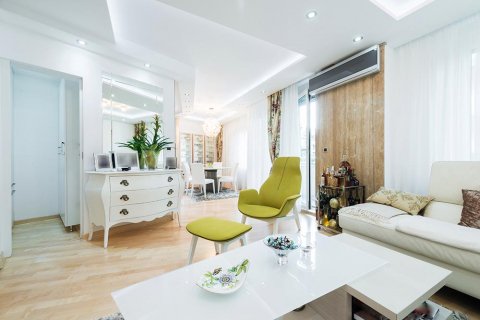 Светодиодная лента Apeyron 9,6W/m 60LED/m 2835SMD дневной белый 1M 257BL