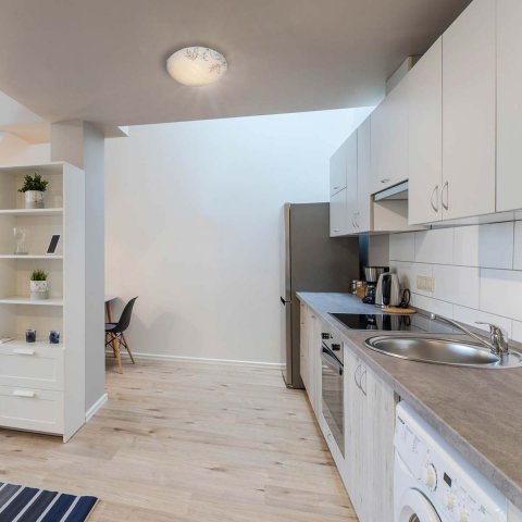 Настенно-потолочный светильник Apeyron 16-183