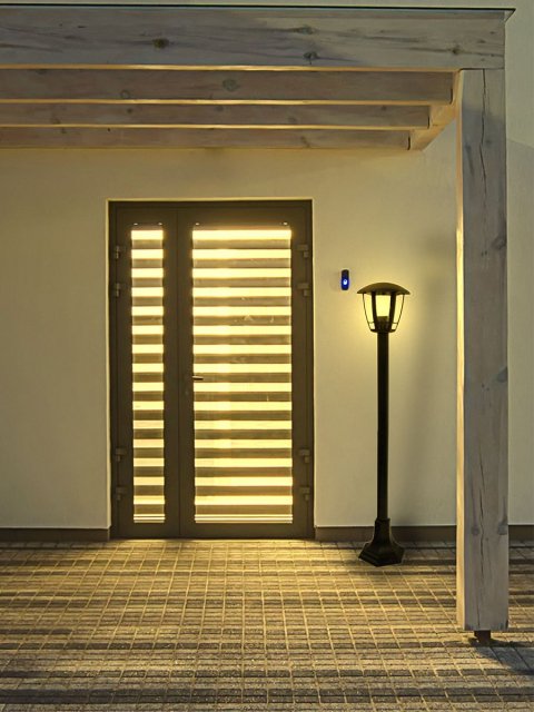 Уличный светильник Apeyron Валенсия 11-161