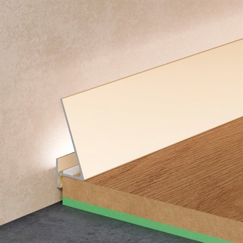 Микроплинтус Corner 570 шампань Pro Design 30 мм х 15.5 мм х 2700 мм