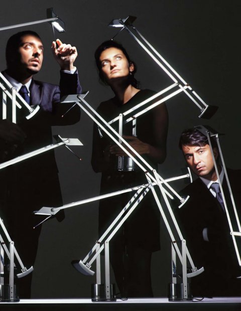 Настольная лампа Artemide Tizio A008130