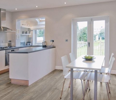 Ламинат Kronotex Mammut D 4791 Дуб Макро коричневый