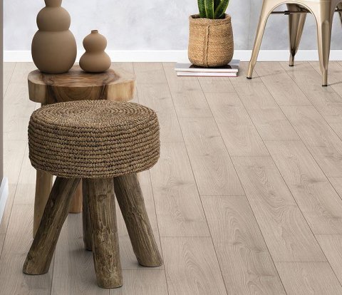 Ламинат Egger Pro Classic 8/32 Aqua+ EPL080 Дуб Норд светлый