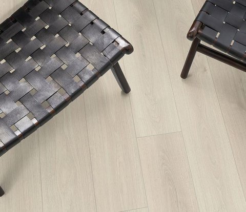 Ламинат Egger Pro Classic 12/33 4V EPL137 Дуб Эльтон белый