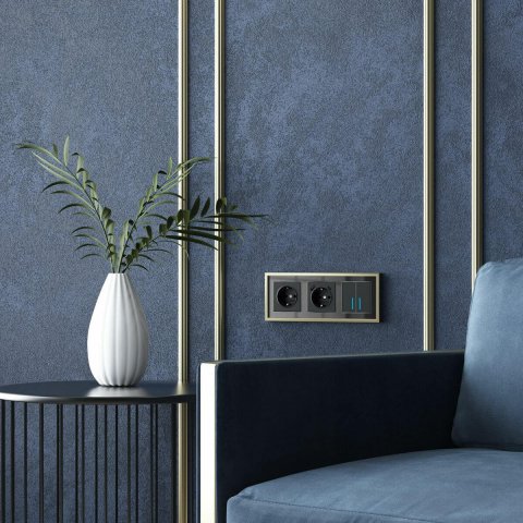 Рамка Werkel Baguette на 3 поста черный/латунь W0032852 4690389185809