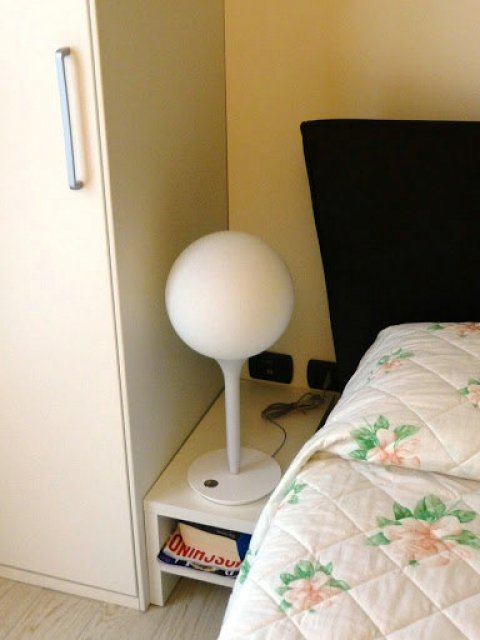 Настольная лампа Artemide Castore 1049010A