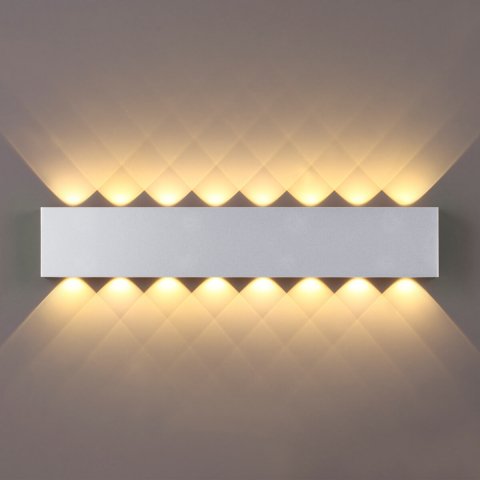 Настенный светодиодный светильник Odeon Light Hightech Magnum 4217/16WL