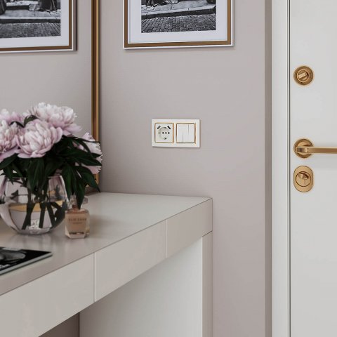 Розетка с заземлением, шторками и USBх2 Werkel слоновая кость W1171503 4690389155833