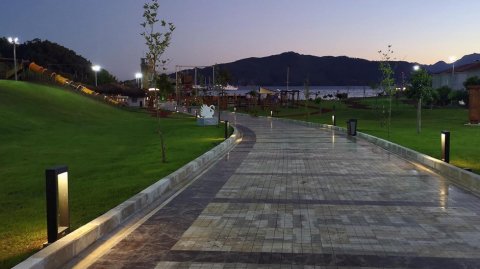 Уличный светодиодный светильник Siled Garda 7372893