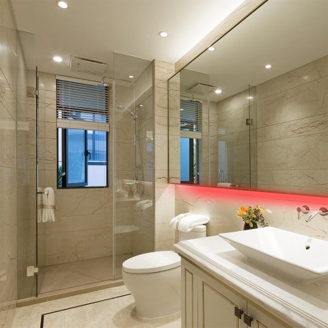 Светодиодная влагозащищенная лента Apeyron 4,8W/m 60LED/m 3528SMD красный 5M 00-04