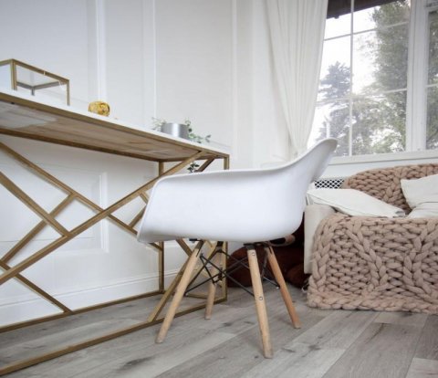 Кварцвиниловый SPC ламинат Damy Floor Family T7020-5D Дуб состаренный серый