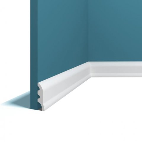 Плинтус напольный  P18