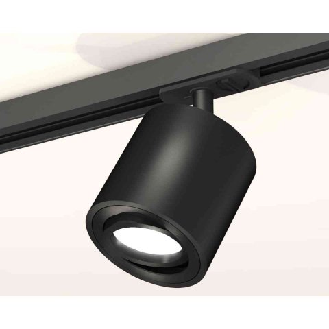 Комплект трекового светильника Ambrella light Track System XT7532020 SBK/PBK черный песок/черный полированный (A2537, C7532, N7002)