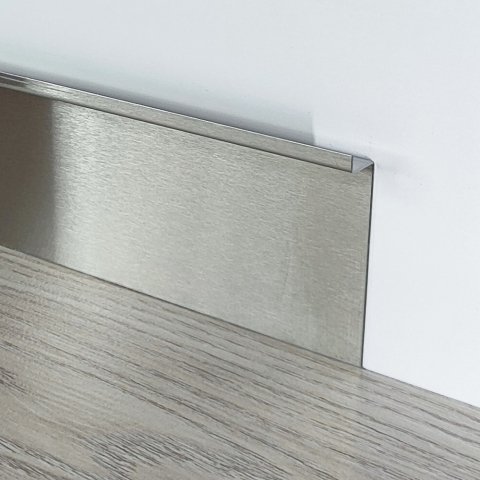 Плинтус Сталь под гипсокартон BG Серебро шлифованный AISI  МКР 70 х 15 х 3000 мм