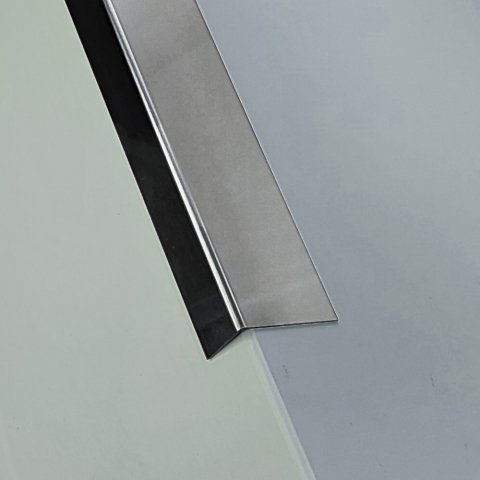 Уголок Сталь Серебро шлифованный 430 МКР 15 мм х 8 мм х 3000 мм