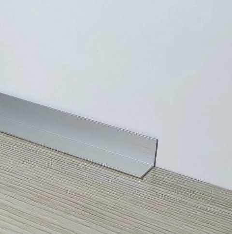 Плинтус Алюминий пристенный  AS Серебро МКР 20 мм х 10 мм х 3000 мм