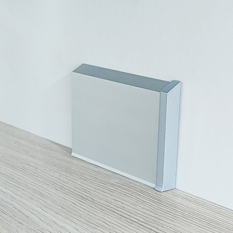 Заглушка для плинтуса BI70 серебро (L+R)