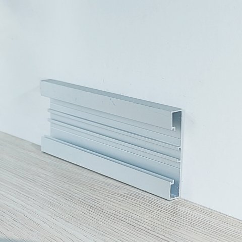 Плинтус Алюминий коннелюрный для ковролина AS BU 60 Серебро МКР 60 мм х 10 мм х 3000 мм