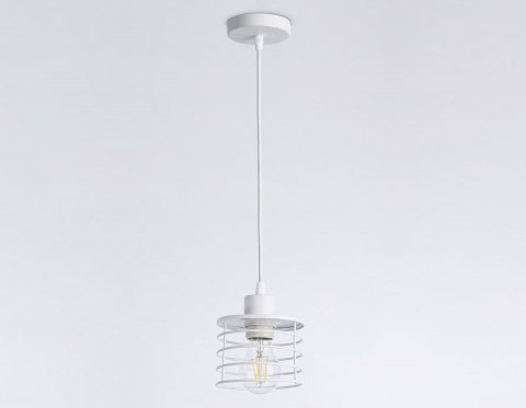 Подвесной светильник Ambrella light Traditional TR8065