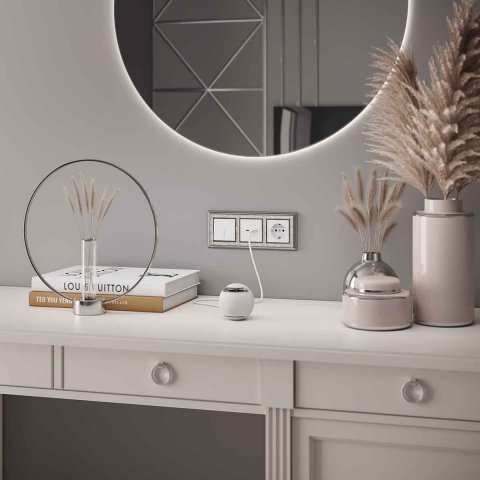 Рамка на 3 поста хром/белый Werkel W0031431 4690389159428