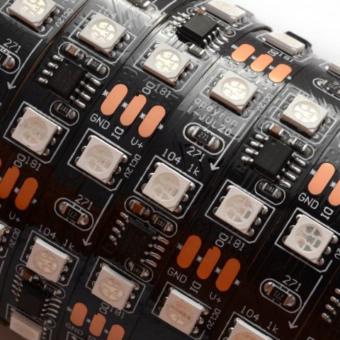 Светодиодная лента Apeyron 14,4W/m 60Led/m 5050SMD разноцветная 5M 83ЦЛ