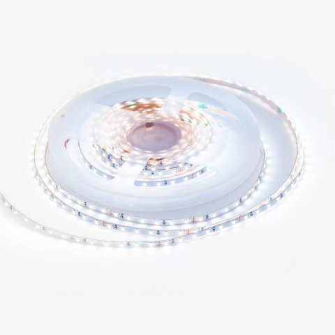 Светодиодная лента Apeyron 5,4W/m 120LED/m 2216SMD холодный белый 5M R00-380