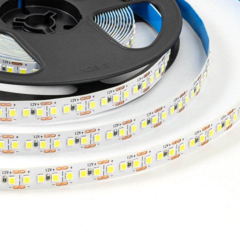 Светодиодная лента OGM 14,4W/m 180LED/m 2835SMD холодный белый 5M LSE-264