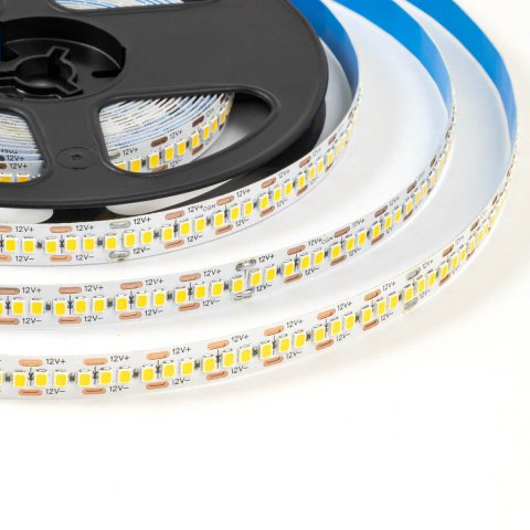 Светодиодная лента OGM 19,2W/m 240LED/m 2835SMD теплый белый 5M LSE-265