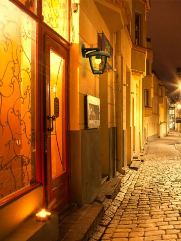 Уличный настенный светильник Apeyron Дели 11-152