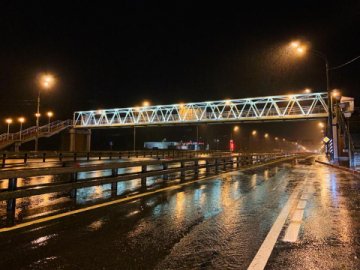 Светодиодная влагозащищенная лента Apeyron 4,8W/m 60LED/m 3528SMD холодный белый 5M 08BL