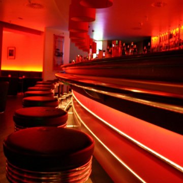 Светодиодная лента Apeyron 14,4W/m 60LED/m 5050SMD красный 5M 48BL