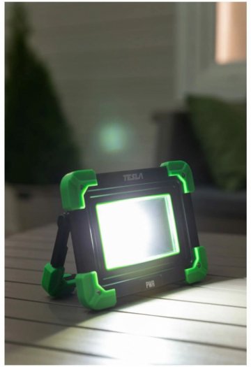 Фонарь-прожектор светодиодный Tesla от батареек 172х132 300 лм PWR