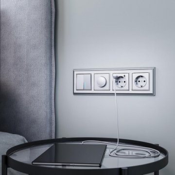 Рамка Werkel Palacio Gracia на 4 поста хром/белый W0041331 4690389159275