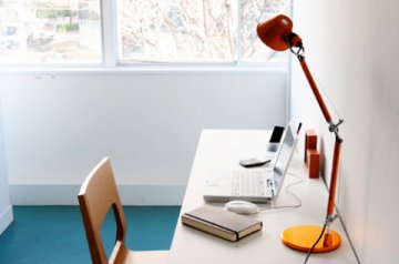 Настольная лампа Artemide Micro A011860