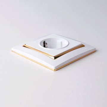 Рамка Werkel Snabb на 1 пост белый/золото W0011933 4690389160714