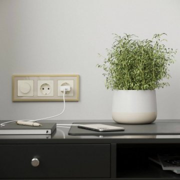 Рамка Werkel Baguette на 3 поста айвори/латунь W0032851 4690389185762