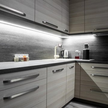 Светодиодная лента Apeyron 9,6W/m 60LED/m 2835SMD дневной белый 1M 257BL