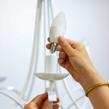 Лампа светодиодная диммируемая WiZ E14 4,9W RGB+CCT матовая Wi-Fi BLE 40WC37E14922-65RGB1PF/6 929002448802