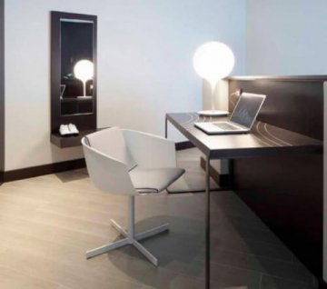 Настольная лампа Artemide Castore 1048010A