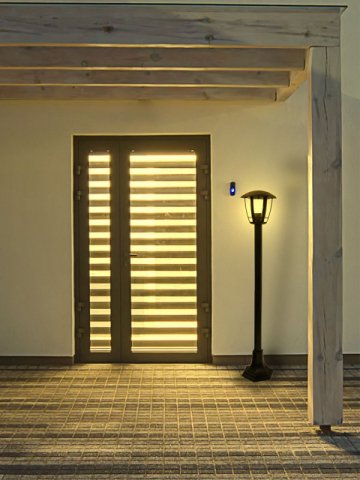 Уличный светильник Apeyron Валенсия 11-161