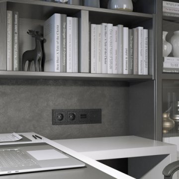 Розетка Werkel Hammer с заземлением черный W1271008 4690389162596