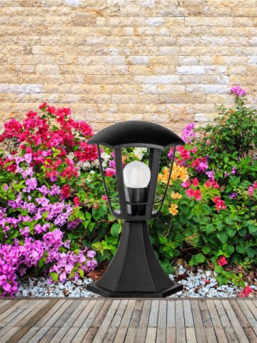 Уличный светильник Apeyron Валенсия 11-168