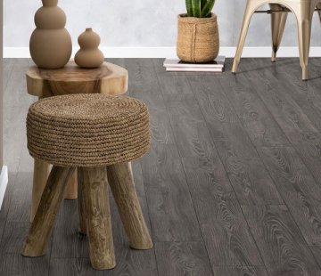 Ламинат Egger Pro Classic 8/32 4V EPL110 Акация торфяная