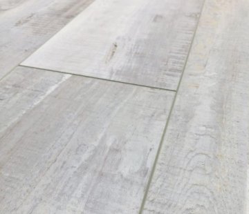 Виниловый SPC ламинат Royce Jersey J402 Дуб Снейк