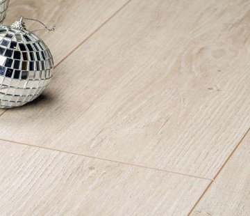 Ламинат Kronopol Aurum Eco Symfonia D4526 / LO526 Дуб Ларго