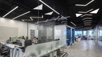 Подвесной светодиодный светильник Siled Trigon-Prof 7370340