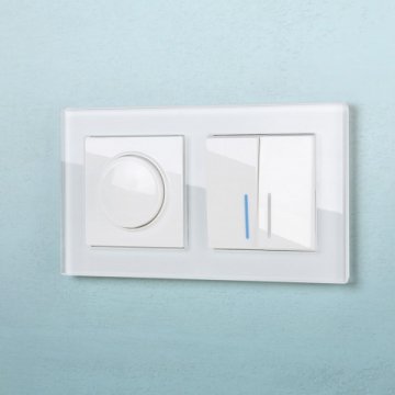 Выключатель двухклавишный с подсветкой Werkel белый W1120101 4690389155208