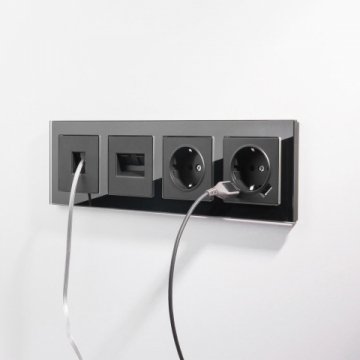 Розетка Werkel с заземлением, шторками и USBх2 черный матовый W1171508 4690389156915